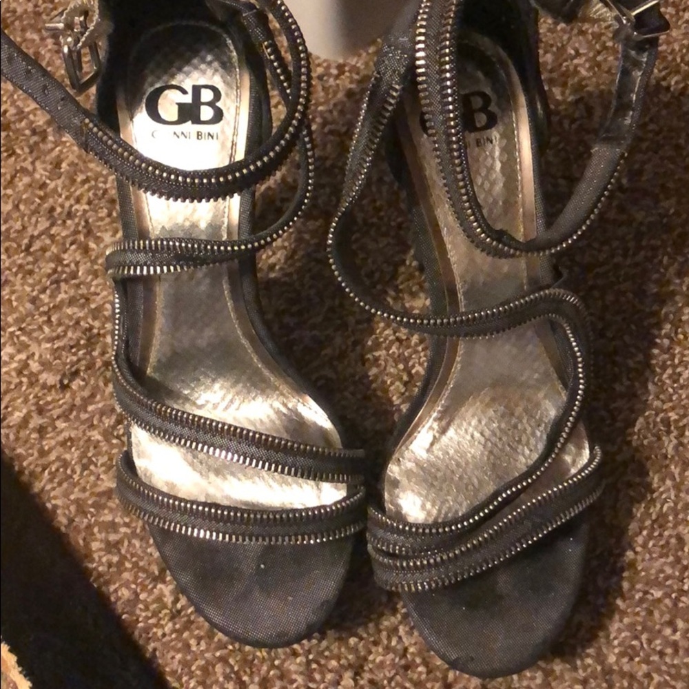 Buckle around the ankle heels gorgeous sexy